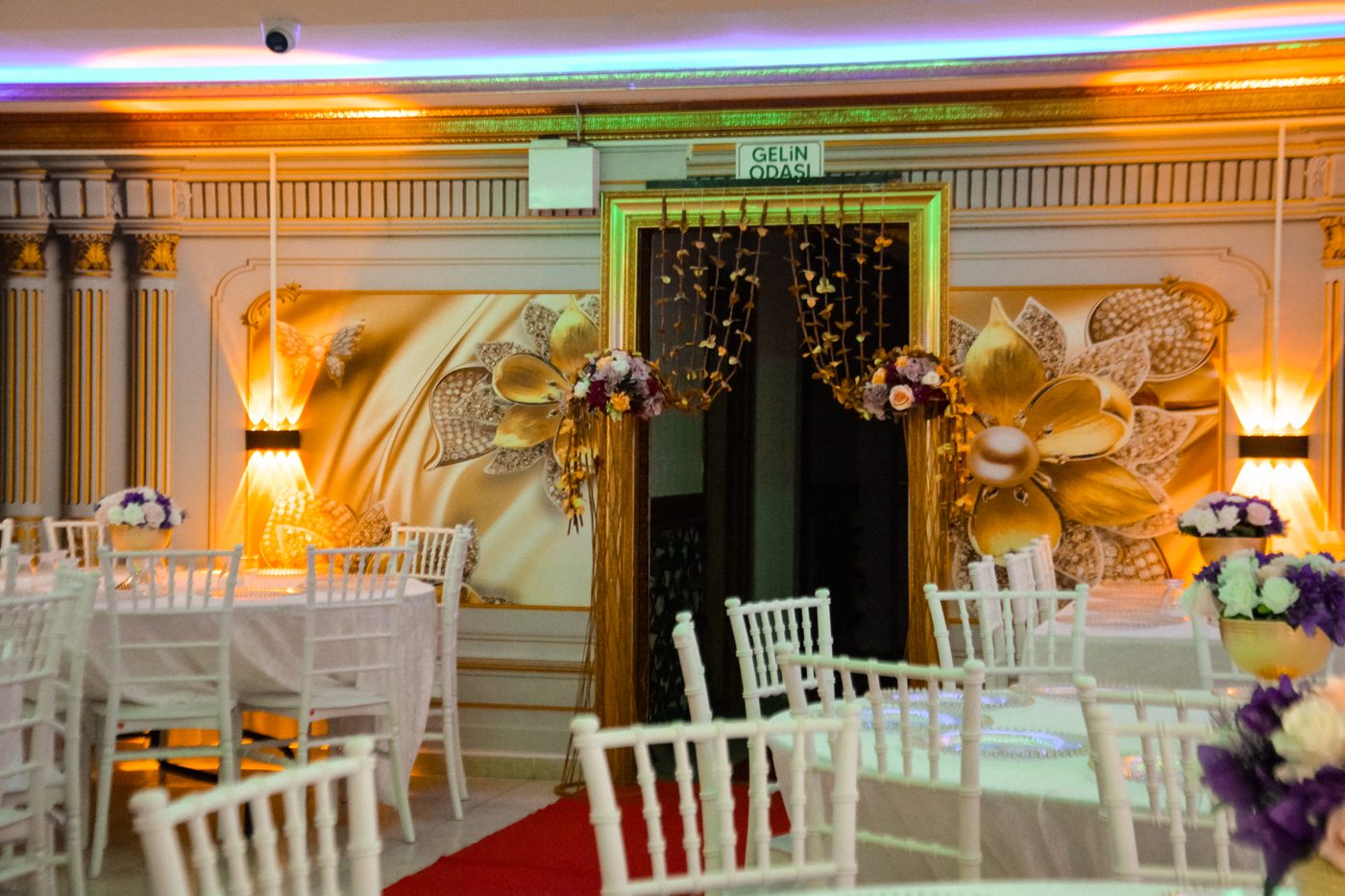 Teras Salon dekorlu giriş kapısı